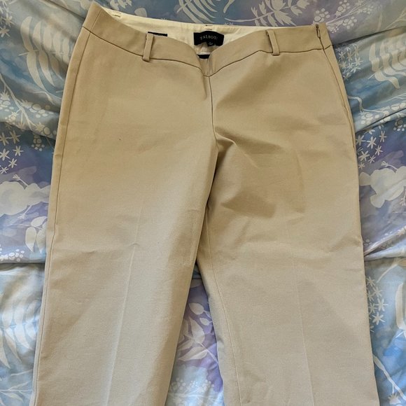 4 Pants/Jeans - Picture 7 of 10